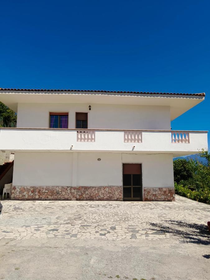 סקליאה B&B Collemare מראה חיצוני תמונה